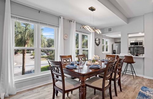 Shelter Cove Condo | Pet Friendly- Palmetto Dunes-Shelter Cove-Neptune-Luxury Villa