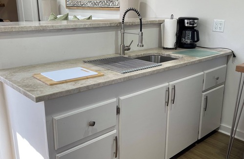 Abita Springs Apartment | Petite Suite/Downtown Historic Abita Springs/Location! Walk to it all!