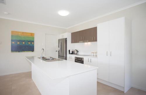 South Mackay House | Petrie Beach Holiday Home