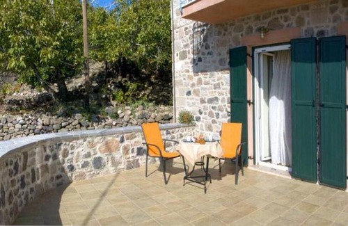 Lesbos Apartment | Petrini Krini Luxury Appartments