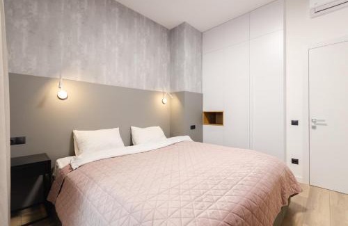 Afanasivsʹkyy Yar Apartment | Petrovdom Apartments 03-161 in RC Yaroslaviv Grad, Bulvarno-Kudriavska 17