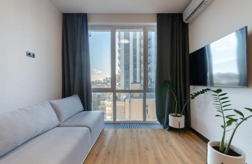 Afanasivsʹkyy Yar Apartment | Petrovdom Apartments 6-206 in RC Yaroslaviv Grad, Bulvarno-Kudriavska 17