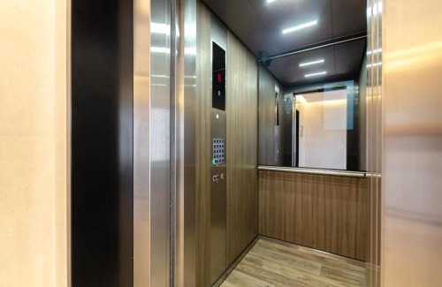 Kyiv Apartment | Petrovdom Apartments 6-52 in RC New York Concept House, Antonovycha 74