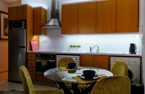 Peyia Town Apartment | Peyia Fontana - Executive 2-bedroom penthouse, panoramic sea views and Hot Tub