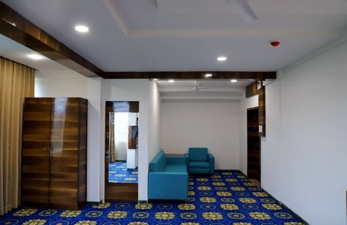 Nandurbar Hotel | PG Resort