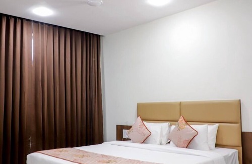 Nandurbar Hotel | PG Resort