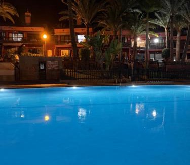 Playa del Aguila Apartment | PHARUS retro beach home New Heated Pool