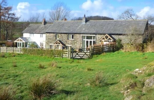 Grange-over-Sands Cottage | PHEASANT COTTAGE, pet friendly, character holiday cottage in Cartmel