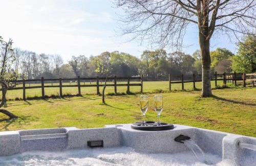 Wimborne House | Pheasant Lodge