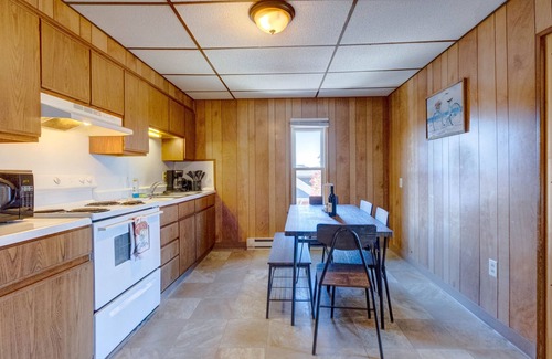 Hershey Apartment | Philip Arthur Suite, Apt #6nHershey Penthouse overlooking all of Hershey