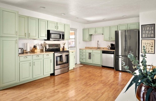 North Mountain House | Phoenix Getaway - Poolside Oasis - Outdoor Games