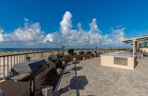 Orange Beach East Condo | Phoenix X 1502 1 Bedroom Condo