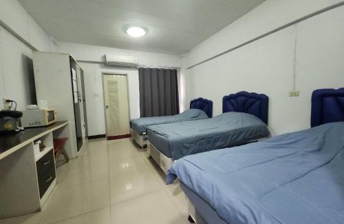 Bang Phli Apartment | Phuengthong Building Mega Bangna