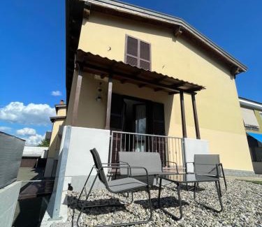 Piacenza Apartment | Piacenza City House Garden