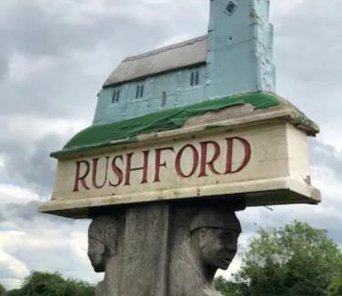 Thetford Apartment | Piano Forte - delightful rural shepherd hut & hot tub available !