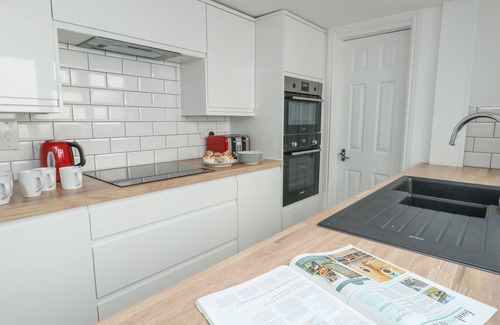 Weymouth Cottage | Picardy Cottage