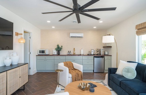 Lake Havasu City House | Pickleball and Heated Pool w/hot tub & firepit. Sleeps 28 near Havasu Riviera