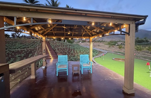 Downtown Lahaina House | Pickleball, basketball, Ocean Views! 6br/4.5ba,pool,hot tub, Gated Estate!