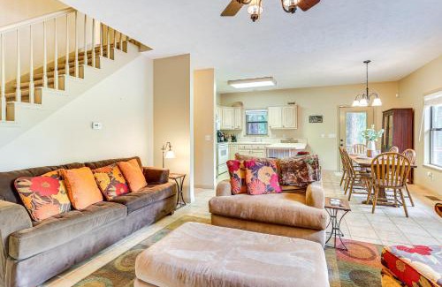 Iuka House | Pickwick Lake Cabin with Private Marina Access