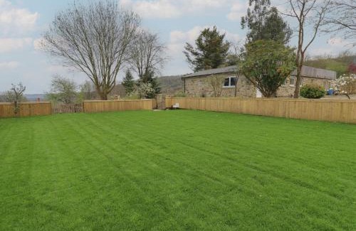 Ainley Top House | Pickwood Grange