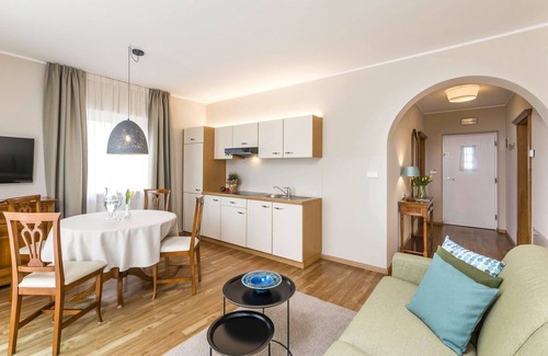 Postal Apartment | Pienzenau by Interhome