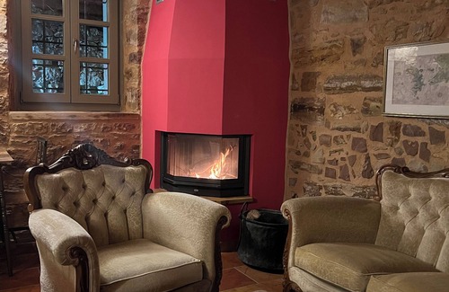 Kambos Other | Pietra Rossa