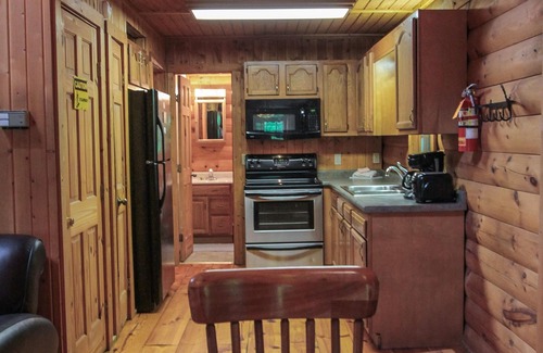 South Bloomingville Cabin | Pine Creek - Hosted by The Chalets