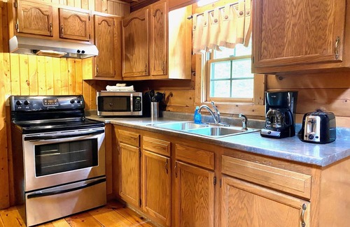 South Bloomingville Cabin | Pine Creek - Hosted by The Chalets