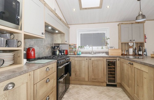 Yealand Conyers Cottage | Pine Lake View