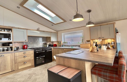 Yealand Conyers Cottage | Pine Lake View