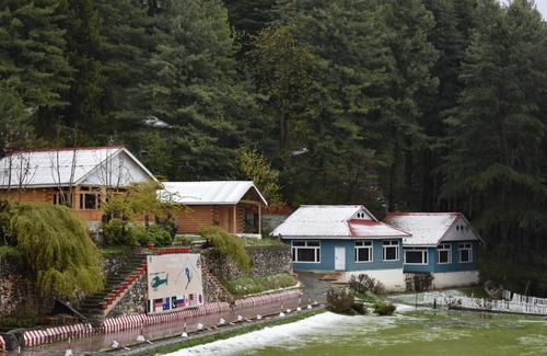 Shogran Hotel | Pine Park Shogran