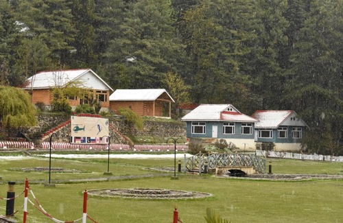 Shogran Hotel | Pine Park Shogran