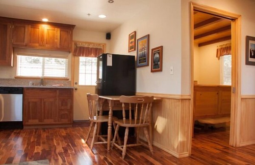 Bodega Bay Cottage | Pine View Cottage - Perfect For Two