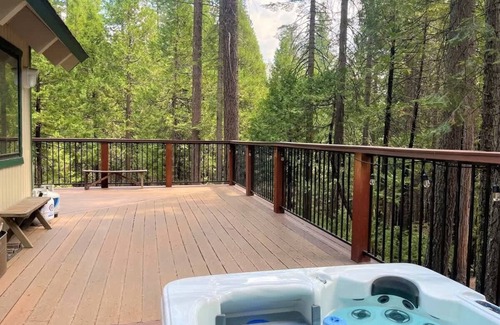 Cold Springs House | Pinecrest Escape Summ