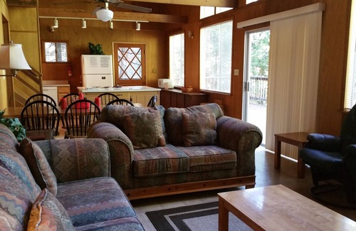 Cold Springs Cabin | PinecrestAreaRentals #17 9/5-12/10 no holidays book 2 nights get 3rd night free.