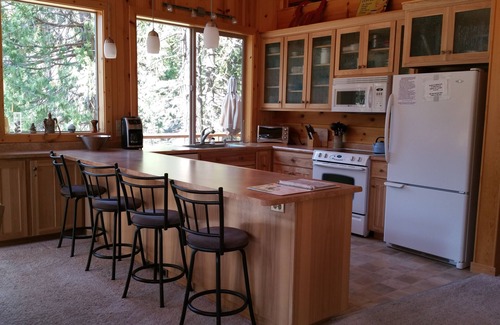 Strawberry Cabin | Pinecrestarearentals #21 on the river!