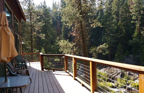 Strawberry Cabin | Pinecrestarearentals #21 on the river!