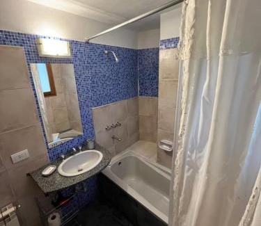 Puerto Manzano Cabin | Pircas del Alto