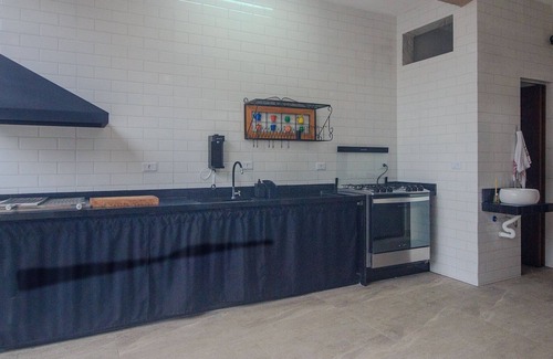 Tupy House | Piscina Grande - 4 Suites e area Gourmet