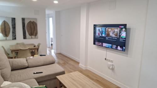 La Linea de la Concepcion Apartment | Piso centrico