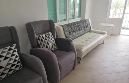 Molino del Chirrete Apartment | Piso en primera línea con wifi y vistas al mar