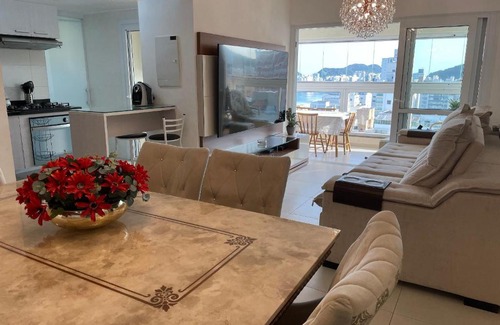 Pitangueiras Apartment | Pitangueiras - Lazer e Serviço de Praia - 22 Andar