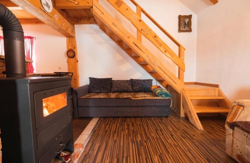 Canton 10 House | Planinska Kuća OBLAK