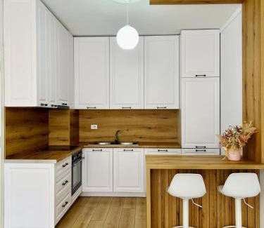 Tirana Apartment | Plant house