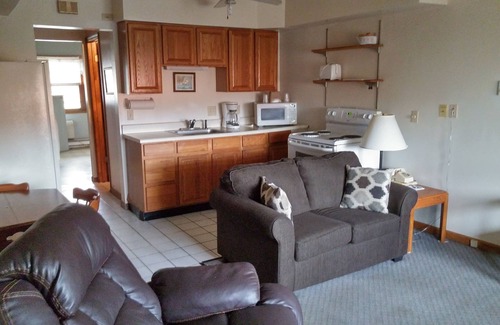 Huron Hotel | Plantation Motel