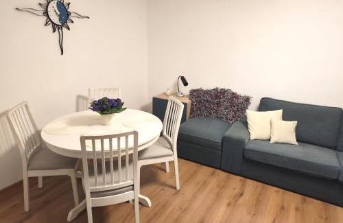 Sector 6 Apartment | Platinum Apartment - apartament cu 3 camere, 2 dormitoare, 2 bai, bucatarie complet utilata, 2 balcoane