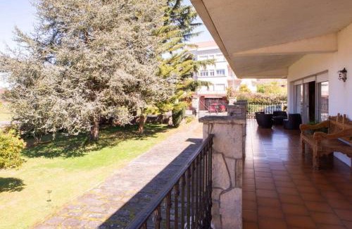 Mino Villa | Playa Miño Sombreu