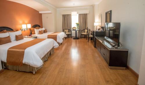 Monterrey Centro Hotel | Plaza de Oro