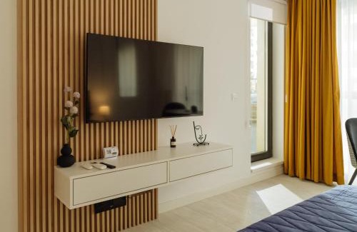 Militari Apartment | Plaza Luxury & Cozy Apartment