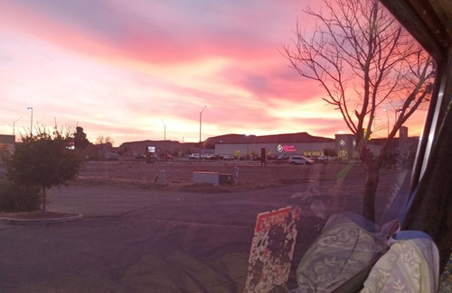 Kingman House | Pleasant mobile home with AC and WiFi in Kingman